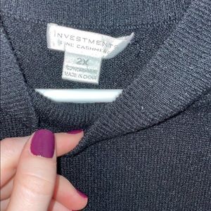 Black 100% Cashmere sweater